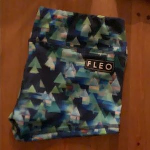 Fleo booty short